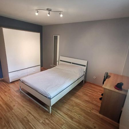 Chambre D'Hote Dans Une Maison Avec Parking Privee 생테티엔 외부 사진